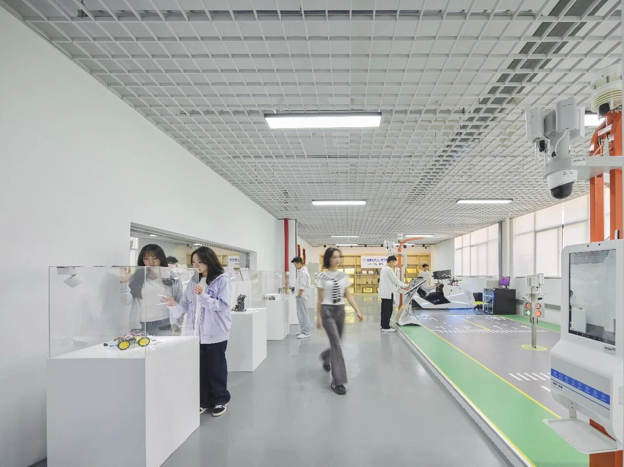 青春榜young｜朱言：年薪30万+“数据猎人”：从特斯拉到比亚迪，朱言的职场跃迁实录